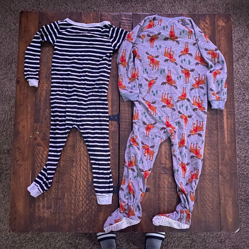 Bundle Pack of 4T Onesies!!